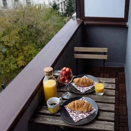 Appartement La Dame Bleue Boekarest